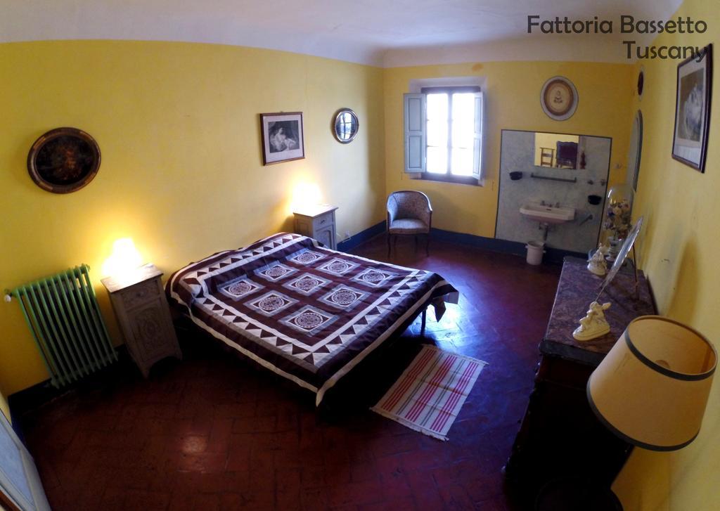 Bassetto Guesthouse & Apartments Certaldo Rum bild